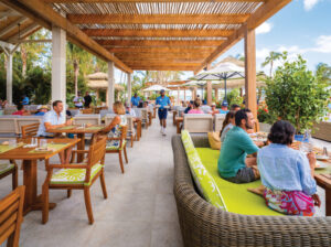 Rci Cbc 030720 Mturek Brand D4c1 Clubhouse Dining 0121 Ret Cmyk